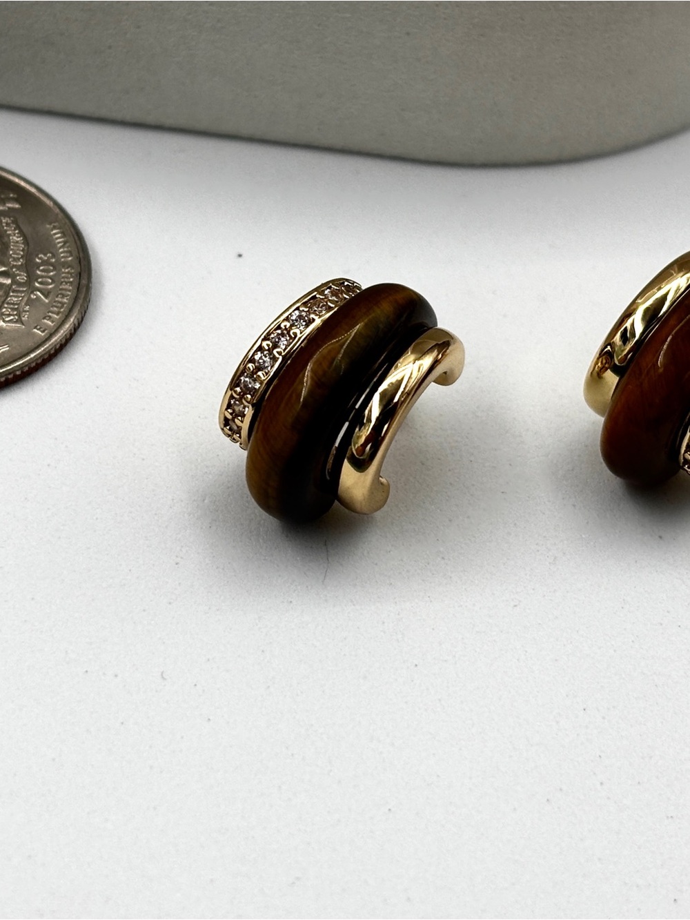 ROXANNE ASSOULIN The Stone Huggie Earrings Tiger's Eye ,firm price - Picture 4 of 5